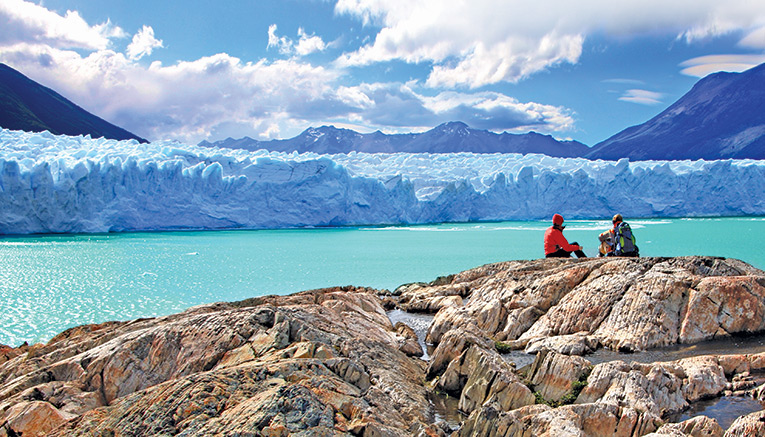 Wari-argentina-walking
